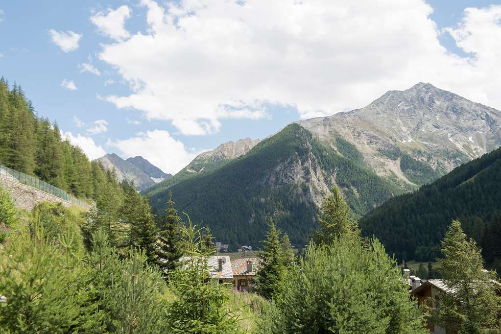 Eco Wellness Hotel Notre Maison Cogne Exteriér fotografie
