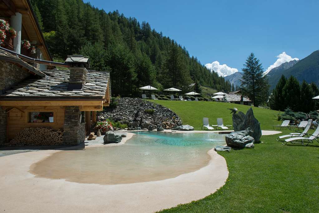 Eco Wellness Hotel Notre Maison Cogne Exteriér fotografie